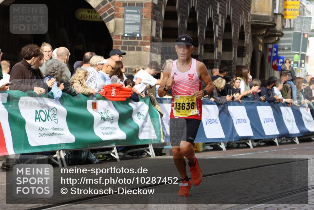 13.09.2026 - 21. swb-Marathon Bremen Strokosch-Dieckow http://msf.ph/oto/10287452 13.09.2026 10:38:21 Ziel 10302, 11083, 11142, 12538, 13551, 13559, 13584, 13587, 10441, 13507, 13539 meine-sportfotos.de