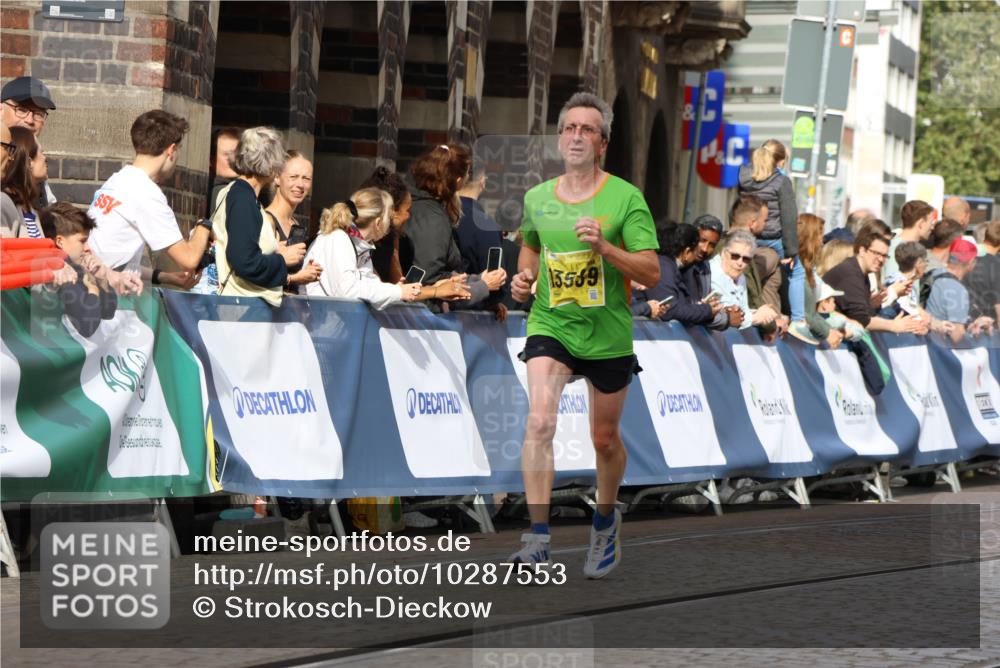 13.09.2026 - 21. swb-Marathon Bremen Strokosch-Dieckow http://msf.ph/oto/10287553 13.09.2026 10:38:45 Ziel 10441, 13507, 13553, 10782, 10926, 11127, 11338 meine-sportfotos.de