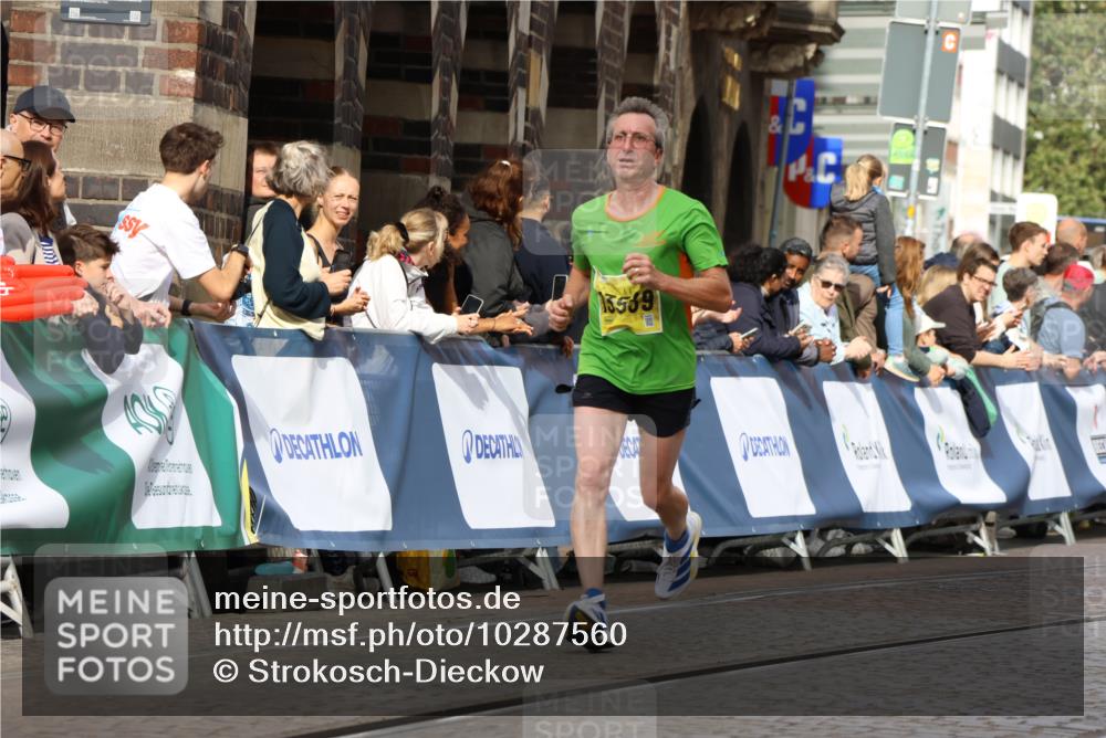 13.09.2026 - 21. swb-Marathon Bremen Strokosch-Dieckow http://msf.ph/oto/10287560 13.09.2026 10:38:45 Ziel 10441, 13507, 13553, 10782, 10926, 11127, 11338 meine-sportfotos.de
