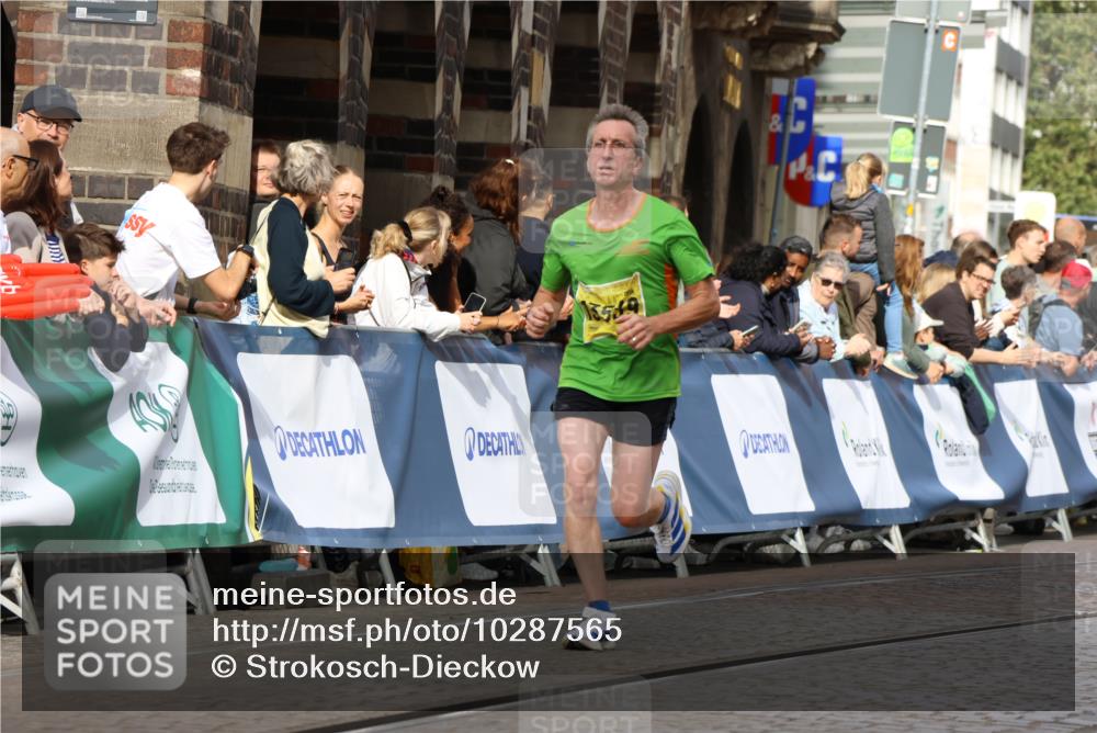 13.09.2026 - 21. swb-Marathon Bremen Strokosch-Dieckow http://msf.ph/oto/10287565 13.09.2026 10:38:45 Ziel 10441, 13507, 13553, 10782, 10926, 11127, 11338 meine-sportfotos.de