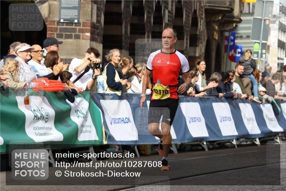 13.09.2026 - 21. swb-Marathon Bremen Strokosch-Dieckow http://msf.ph/oto/10287608 13.09.2026 10:38:50 Ziel 10441, 13507, 13539, 10782, 10926, 11338, 12003 meine-sportfotos.de