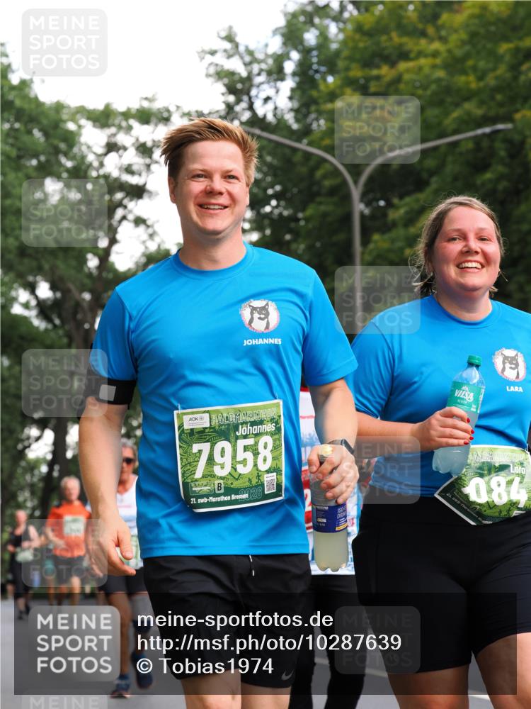 13.09.2026 - 21. swb-Marathon Bremen TobiasT http://msf.ph/oto/10287639 13.09.2026 12:22:23 Laufen 7958, 21, 26, 084 meine-sportfotos.de