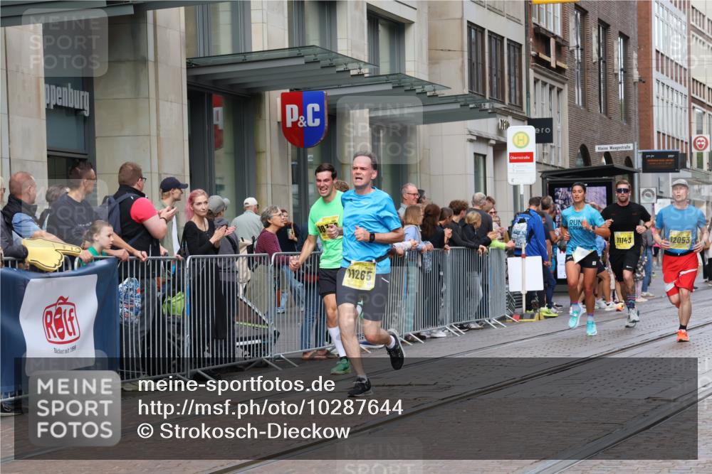13.09.2026 - 21. swb-Marathon Bremen Strokosch-Dieckow http://msf.ph/oto/10287644 13.09.2026 10:43:00 Ziel 10346, 10456, 10618, 11042, 11143, 11265, 11468, 11632, 11826, 12053, 12406, 12469, 13523, 10235, 10312, 10336, 10816, 10988, 11265, 11442, 12281, 13580 meine-sportfotos.de