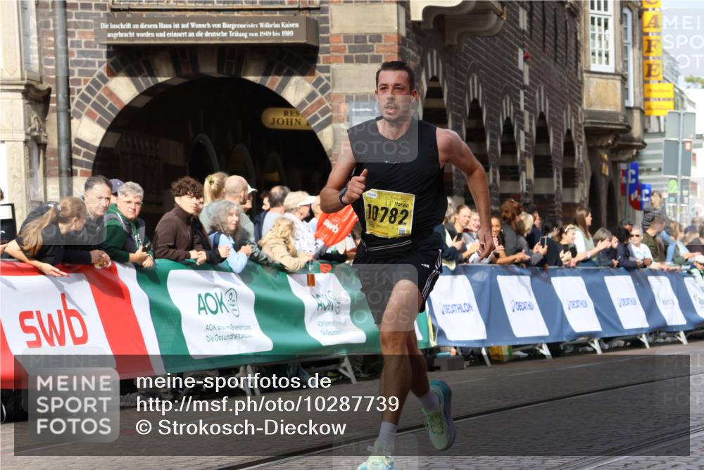 13.09.2026 - 21. swb-Marathon Bremen Strokosch-Dieckow http://msf.ph/oto/10287739 13.09.2026 10:39:11 Ziel 10782, 10926, 11127, 11338, 12370, 11227, 13556, 13641 meine-sportfotos.de