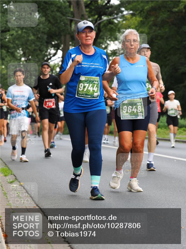 13.09.2026 - 21. swb-Marathon Bremen TobiasT http://msf.ph/oto/10287806 13.09.2026 12:23:06 Laufen 375, 9744, 21, 9648, 21 meine-sportfotos.de