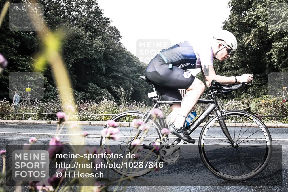 13.09.2026 - Stadtparktriathlon H.Heesch http://msf.ph/oto/10287846 13.09.2026 11:25:34 Radfahren 683, 766, 771, 818 meine-sportfotos.de
