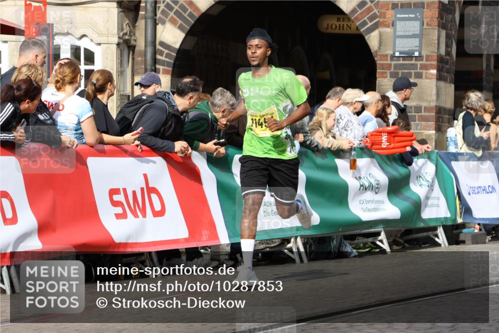 13.09.2026 - 21. swb-Marathon Bremen Strokosch-Dieckow http://msf.ph/oto/10287853 13.09.2026 10:39:19 Ziel 10782, 10926, 11127, 11338, 12003, 11713, 12404, 13513, 13556 meine-sportfotos.de