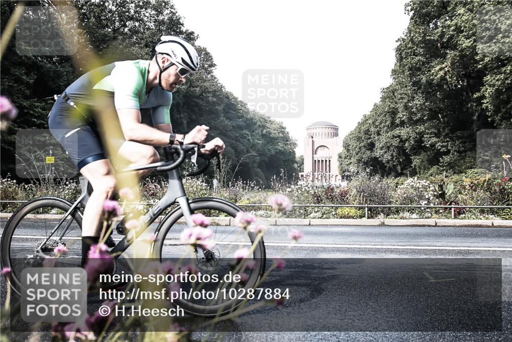 13.09.2026 - Stadtparktriathlon H.Heesch http://msf.ph/oto/10287884 13.09.2026 11:26:01 Radfahren 598, 1797 meine-sportfotos.de