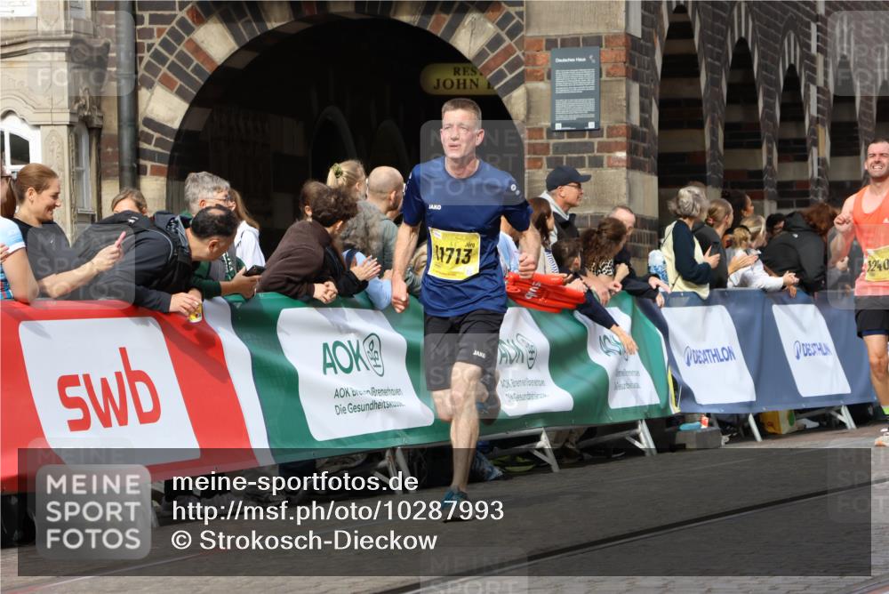13.09.2026 - 21. swb-Marathon Bremen Strokosch-Dieckow http://msf.ph/oto/10287993 13.09.2026 10:39:39 Ziel 11227, 11454, 13556, 13641, 12339, 13519, 13642 meine-sportfotos.de