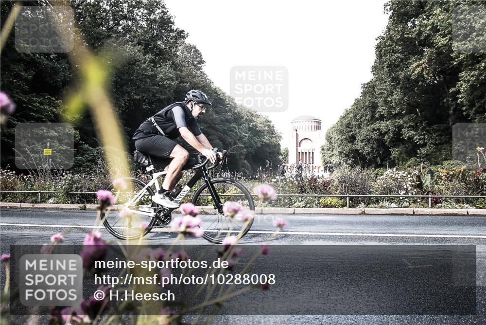 13.09.2026 - Stadtparktriathlon H.Heesch http://msf.ph/oto/10288008 13.09.2026 11:26:59 Radfahren 610, 761 meine-sportfotos.de