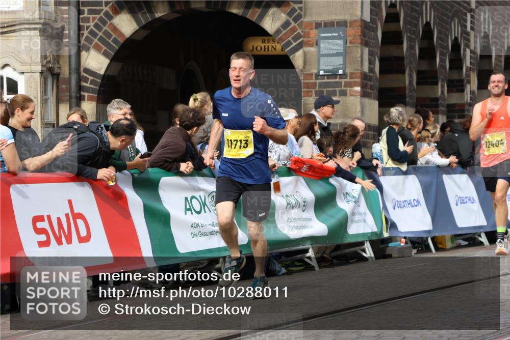 13.09.2026 - 21. swb-Marathon Bremen Strokosch-Dieckow http://msf.ph/oto/10288011 13.09.2026 10:39:39 Ziel 11227, 11454, 13556, 13641, 12339, 13519, 13642 meine-sportfotos.de