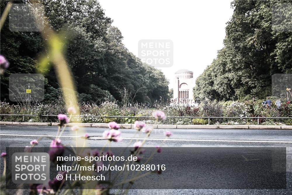 13.09.2026 - Stadtparktriathlon H.Heesch http://msf.ph/oto/10288016 13.09.2026 11:27:04 Radfahren 761 meine-sportfotos.de