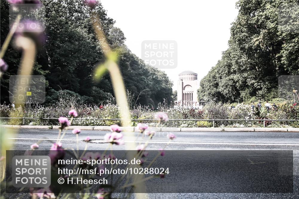 13.09.2026 - Stadtparktriathlon H.Heesch http://msf.ph/oto/10288024 13.09.2026 11:27:08 Radfahren 600, 726 meine-sportfotos.de