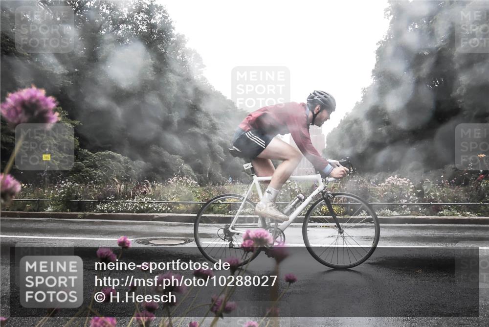 13.09.2026 - Stadtparktriathlon H.Heesch http://msf.ph/oto/10288027 13.09.2026 12:41:05 Radfahren 1191, 1205, 1241, 1244, 1308 meine-sportfotos.de