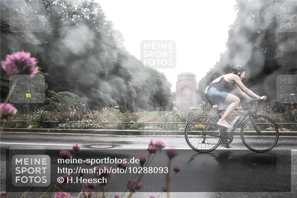 13.09.2026 - Stadtparktriathlon H.Heesch http://msf.ph/oto/10288093 13.09.2026 12:41:44 Radfahren 1058, 1085, 1094, 1243, 1264 meine-sportfotos.de