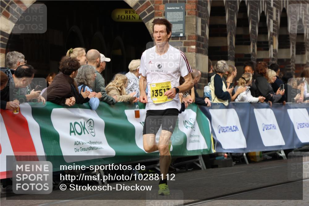 13.09.2026 - 21. swb-Marathon Bremen Strokosch-Dieckow http://msf.ph/oto/10288112 13.09.2026 10:39:44 Ziel 11227, 11713, 12404, 13556, 13641, 11198, 11721, 12144, 12339, 13519 meine-sportfotos.de