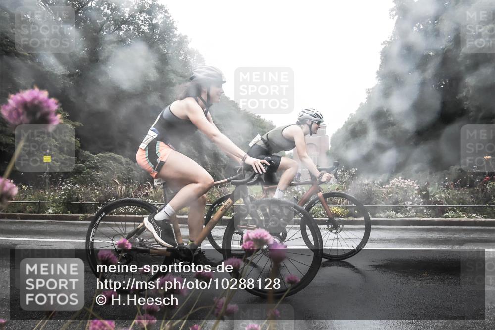 13.09.2026 - Stadtparktriathlon H.Heesch http://msf.ph/oto/10288128 13.09.2026 12:42:01 Radfahren 1089, 1107, 1161, 1184, 1253, 1284, 1287, 1292, 1293 meine-sportfotos.de