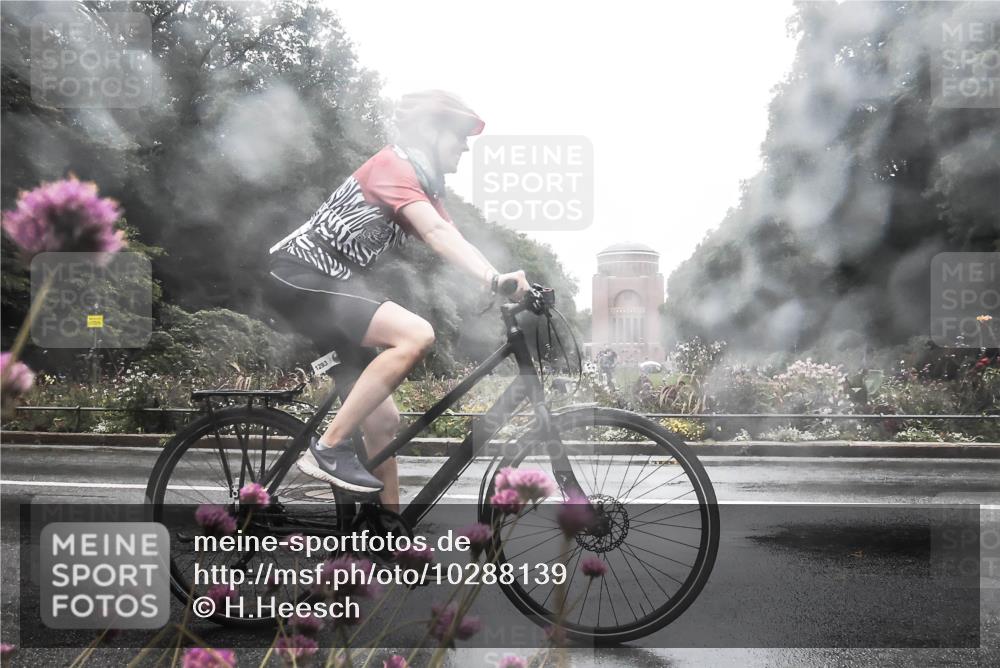 13.09.2026 - Stadtparktriathlon H.Heesch http://msf.ph/oto/10288139 13.09.2026 12:42:05 Radfahren 1089, 1161, 1196, 1210, 1276, 1284, 1293 meine-sportfotos.de