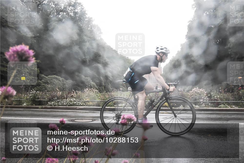 13.09.2026 - Stadtparktriathlon H.Heesch http://msf.ph/oto/10288153 13.09.2026 12:42:07 Radfahren 1196, 1210, 1276, 1293 meine-sportfotos.de