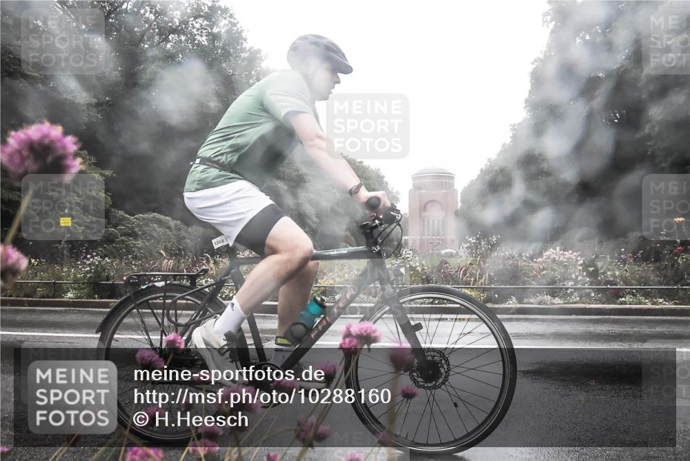 13.09.2026 - Stadtparktriathlon H.Heesch http://msf.ph/oto/10288160 13.09.2026 12:42:18 Radfahren 1150, 1168, 1177, 1288 meine-sportfotos.de