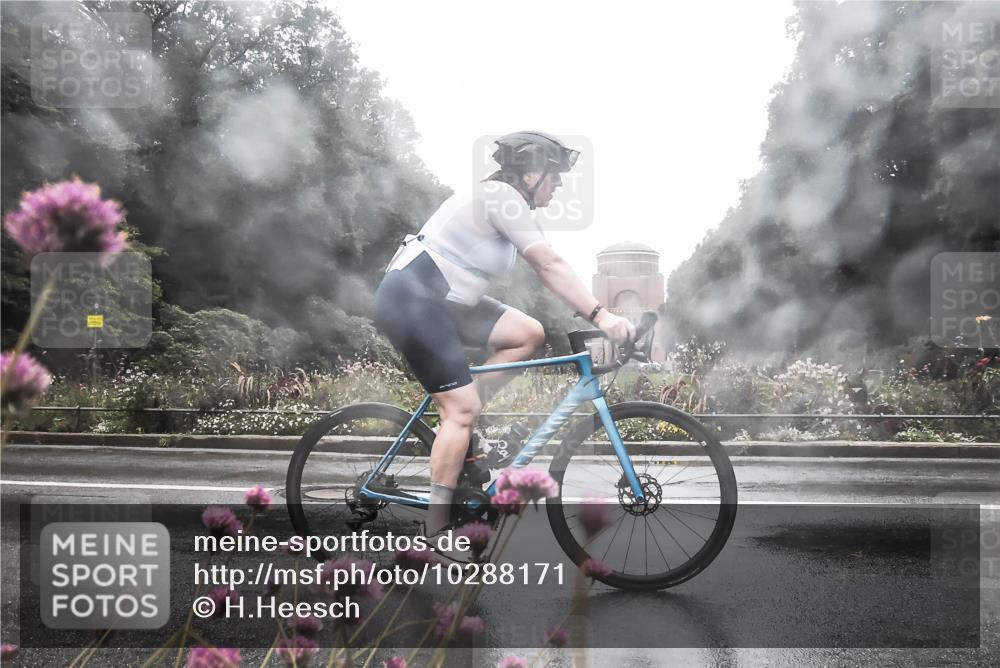13.09.2026 - Stadtparktriathlon H.Heesch http://msf.ph/oto/10288171 13.09.2026 12:42:21 Radfahren 1168, 1177, 1288 meine-sportfotos.de