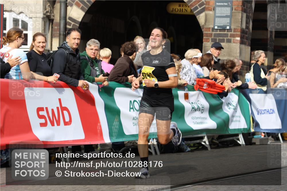 13.09.2026 - 21. swb-Marathon Bremen Strokosch-Dieckow http://msf.ph/oto/10288176 13.09.2026 10:39:51 Ziel 11713, 12404, 13513, 13556, 13642, 11198, 11721, 12144 meine-sportfotos.de