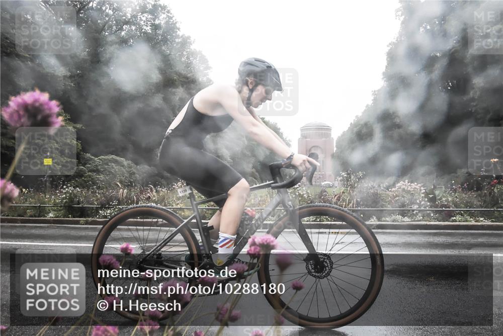 13.09.2026 - Stadtparktriathlon H.Heesch http://msf.ph/oto/10288180 13.09.2026 12:42:28 Radfahren 1100, 1106, 1139, 1144, 1159 meine-sportfotos.de
