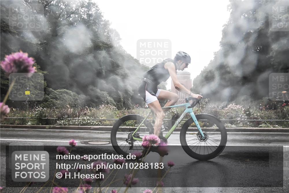 13.09.2026 - Stadtparktriathlon H.Heesch http://msf.ph/oto/10288183 13.09.2026 12:42:30 Radfahren 1043, 1100, 1106, 1139, 1159 meine-sportfotos.de