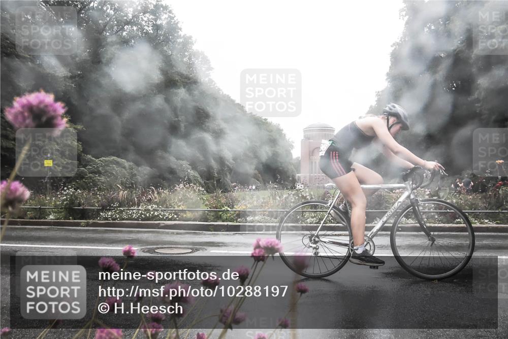 13.09.2026 - Stadtparktriathlon H.Heesch http://msf.ph/oto/10288197 13.09.2026 12:42:35 Radfahren 1043, 1096, 1117, 1141, 1188 meine-sportfotos.de