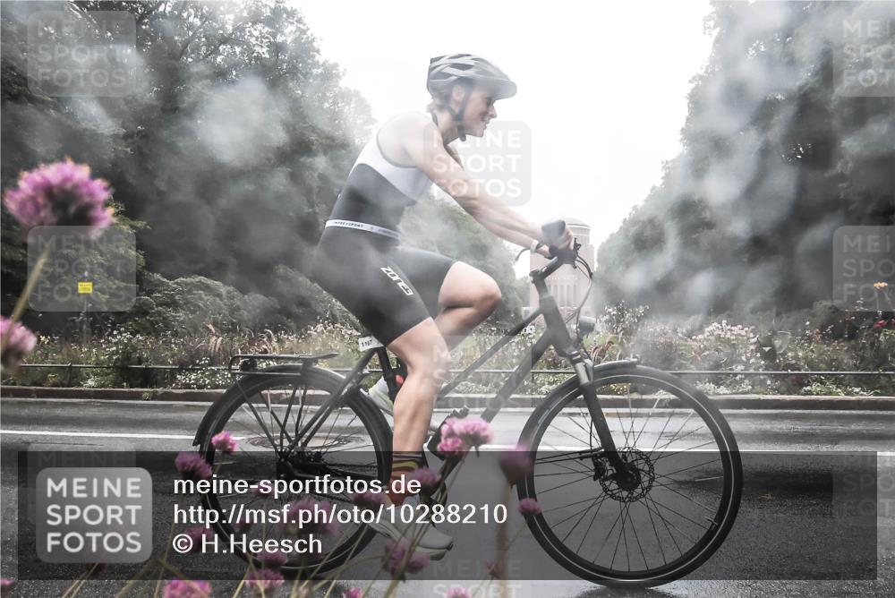 13.09.2026 - Stadtparktriathlon H.Heesch http://msf.ph/oto/10288210 13.09.2026 12:42:45 Radfahren 1079, 1119, 1167, 1219 meine-sportfotos.de