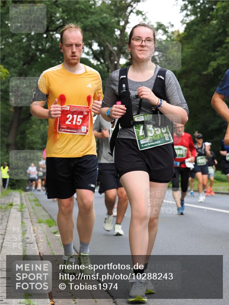 13.09.2026 - 21. swb-Marathon Bremen TobiasT http://msf.ph/oto/10288243 13.09.2026 12:24:18 Laufen 21, 215, 35, 6468, 21 meine-sportfotos.de