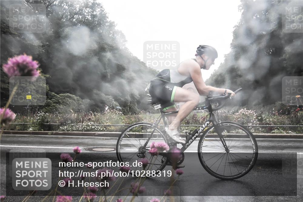 13.09.2026 - Stadtparktriathlon H.Heesch http://msf.ph/oto/10288319 13.09.2026 12:43:53 Radfahren 1090, 1181, 1209, 1220, 1295 meine-sportfotos.de