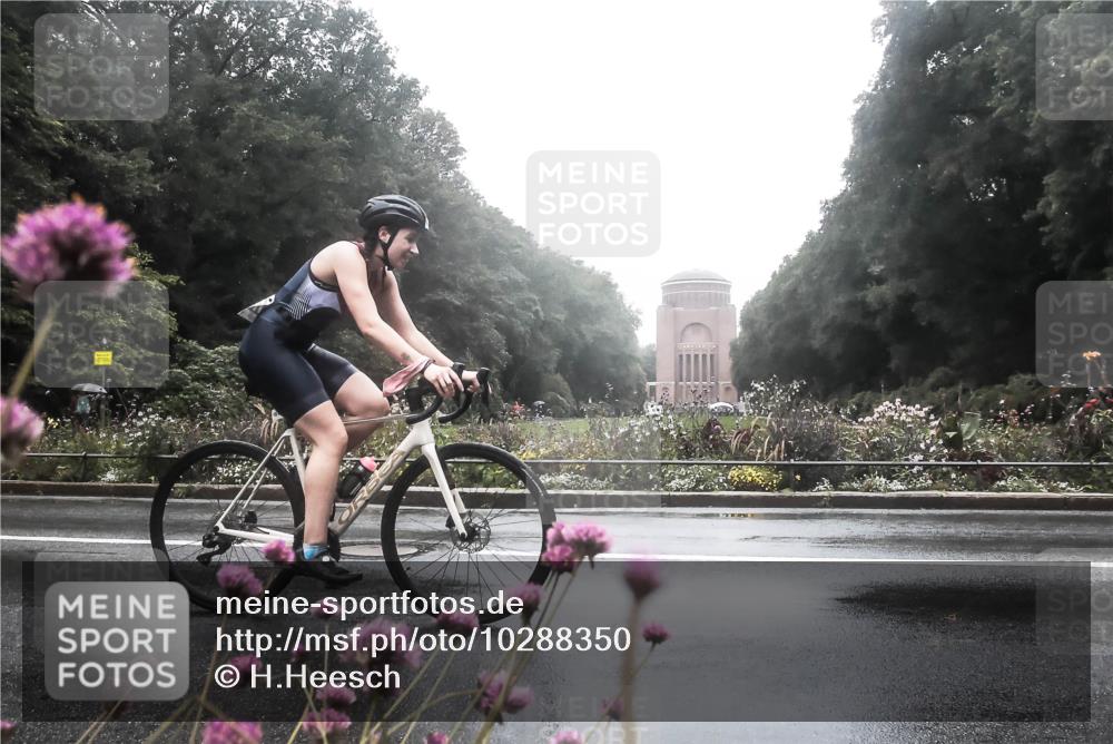 13.09.2026 - Stadtparktriathlon H.Heesch http://msf.ph/oto/10288350 13.09.2026 12:44:23 Radfahren 1075, 1170, 1221, 1230, 1307 meine-sportfotos.de