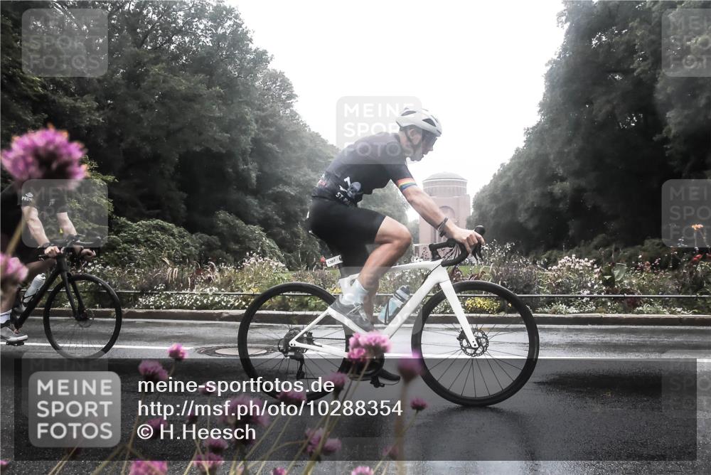 13.09.2026 - Stadtparktriathlon H.Heesch http://msf.ph/oto/10288354 13.09.2026 12:44:25 Radfahren 978, 1075, 1170, 1221, 1230, 1252, 1307 meine-sportfotos.de