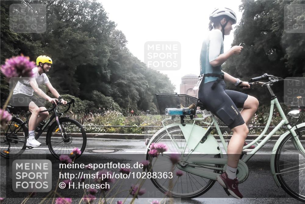 13.09.2026 - Stadtparktriathlon H.Heesch http://msf.ph/oto/10288363 13.09.2026 12:44:27 Radfahren 978, 1075, 1170, 1221, 1230, 1252, 1307 meine-sportfotos.de