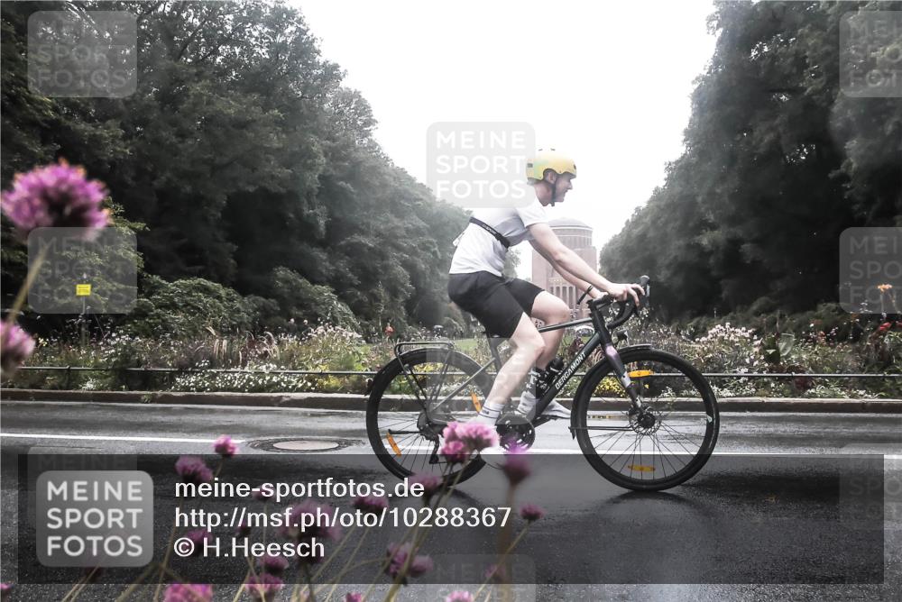 13.09.2026 - Stadtparktriathlon H.Heesch http://msf.ph/oto/10288367 13.09.2026 12:44:27 Radfahren 978, 1075, 1170, 1221, 1230, 1252, 1307 meine-sportfotos.de