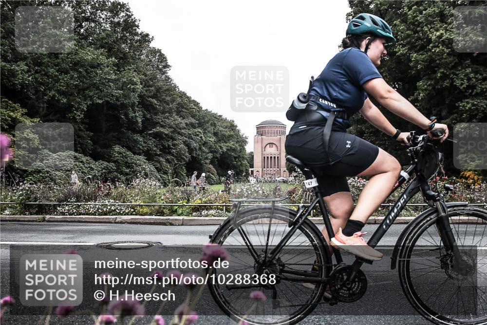 13.09.2026 - Stadtparktriathlon H.Heesch http://msf.ph/oto/10288368 13.09.2026 11:32:48 Radfahren 712, 736, 739, 747, 772 meine-sportfotos.de