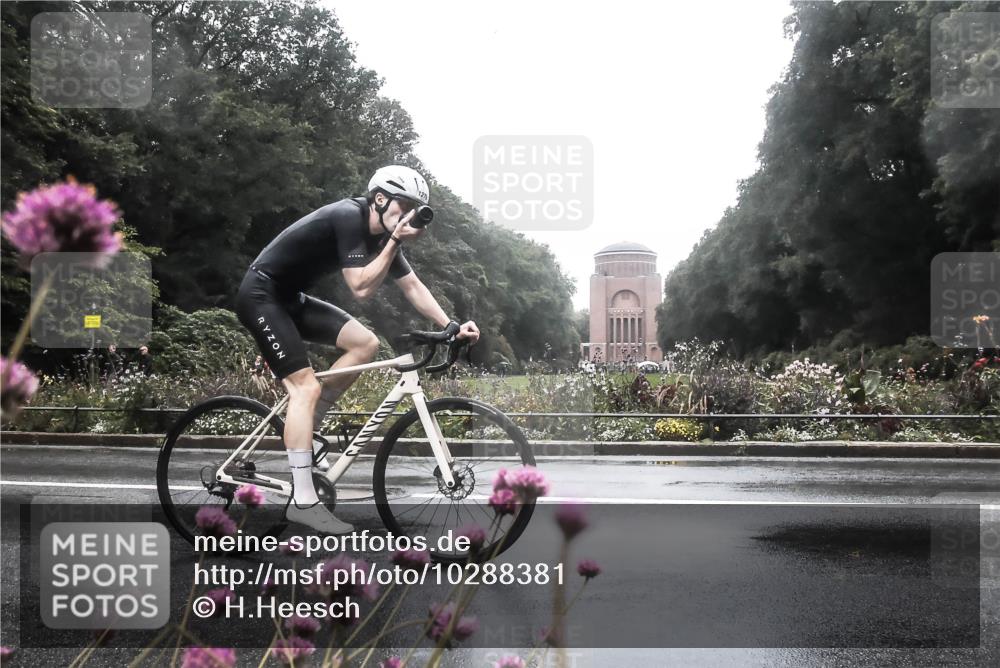 13.09.2026 - Stadtparktriathlon H.Heesch http://msf.ph/oto/10288381 13.09.2026 12:44:38 Radfahren 1278 meine-sportfotos.de