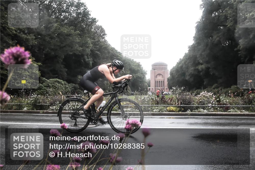 13.09.2026 - Stadtparktriathlon H.Heesch http://msf.ph/oto/10288385 13.09.2026 12:44:43 Radfahren 1121, 1148 meine-sportfotos.de