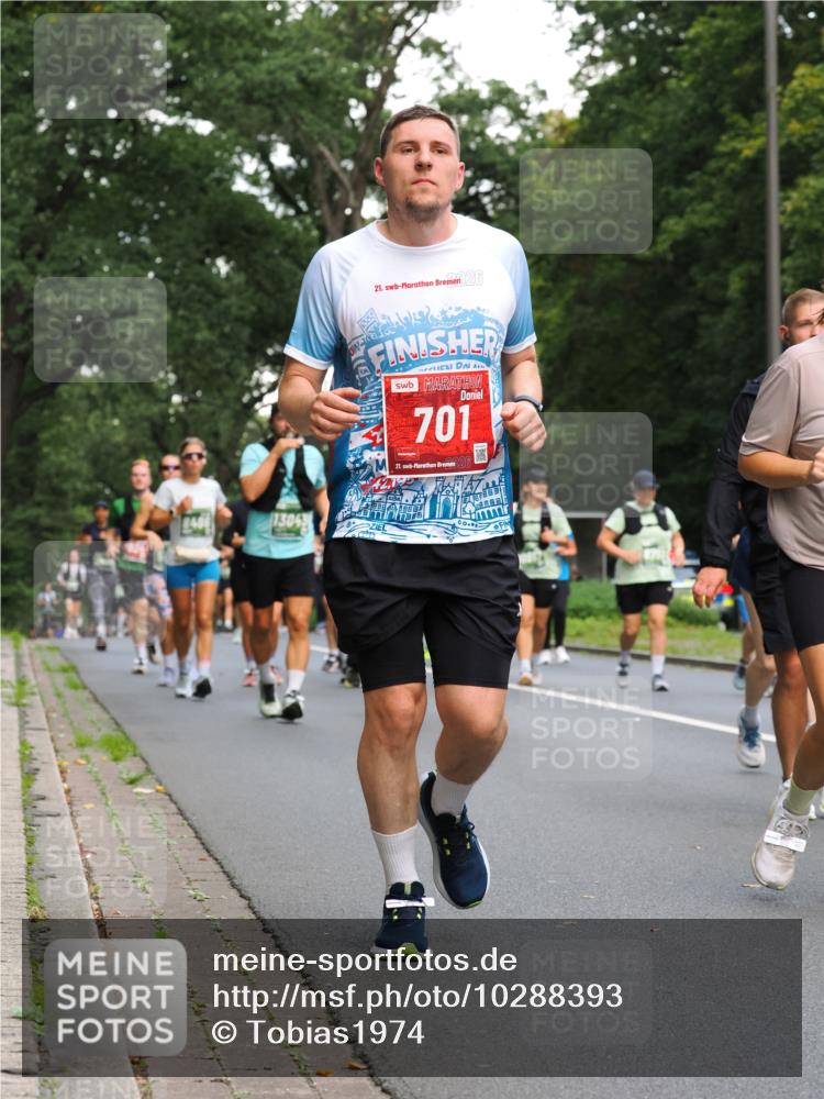 13.09.2026 - 21. swb-Marathon Bremen TobiasT http://msf.ph/oto/10288393 13.09.2026 12:24:39 Laufen 13043, 21, 26, 701, 21, 00 meine-sportfotos.de