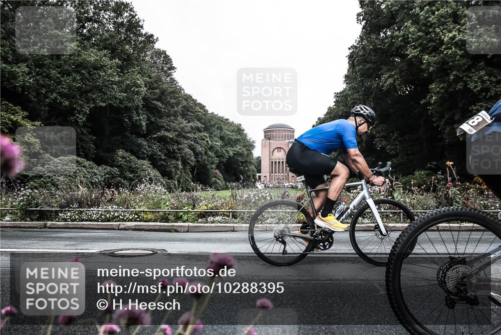 13.09.2026 - Stadtparktriathlon H.Heesch http://msf.ph/oto/10288395 13.09.2026 11:32:57 Radfahren 606, 649, 657, 662, 677, 818, 828 meine-sportfotos.de