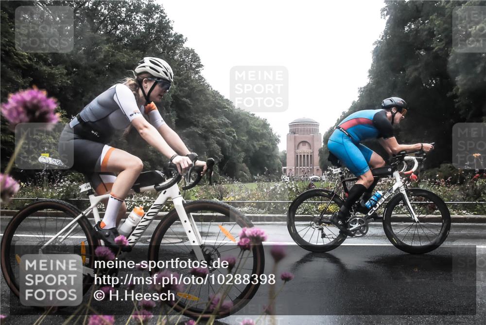 13.09.2026 - Stadtparktriathlon H.Heesch http://msf.ph/oto/10288398 13.09.2026 12:44:50 Radfahren 1078, 1102, 1134, 1157, 1247, 1256, 1257, 1302 meine-sportfotos.de