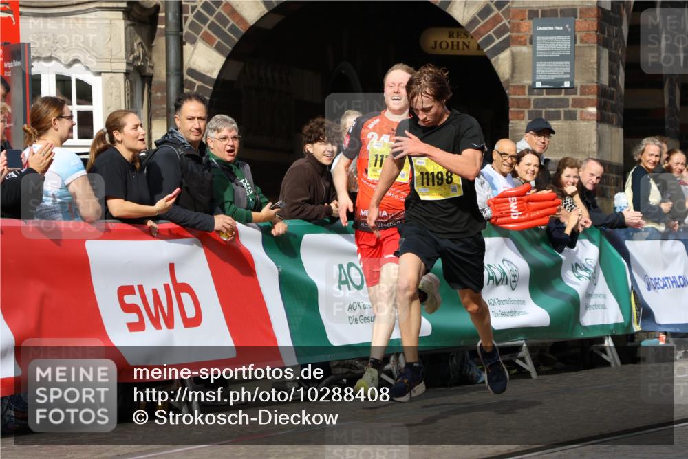 13.09.2026 - 21. swb-Marathon Bremen Strokosch-Dieckow http://msf.ph/oto/10288408 13.09.2026 10:40:08 Ziel 11198, 11721, 12144, 12339, 13519, 13642 meine-sportfotos.de
