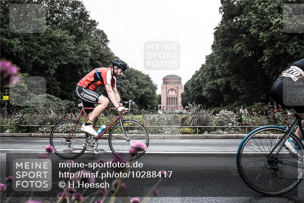 13.09.2026 - Stadtparktriathlon H.Heesch http://msf.ph/oto/10288417 13.09.2026 11:33:07 Radfahren 684, 735, 758, 770 meine-sportfotos.de