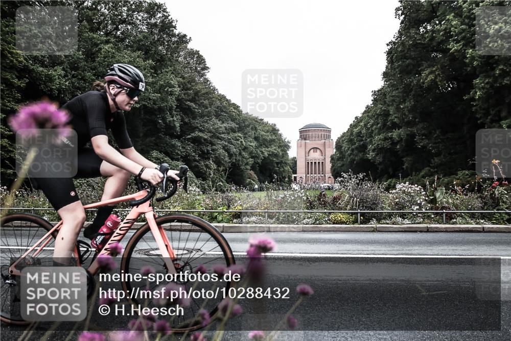 13.09.2026 - Stadtparktriathlon H.Heesch http://msf.ph/oto/10288432 13.09.2026 11:33:19 Radfahren 766 meine-sportfotos.de