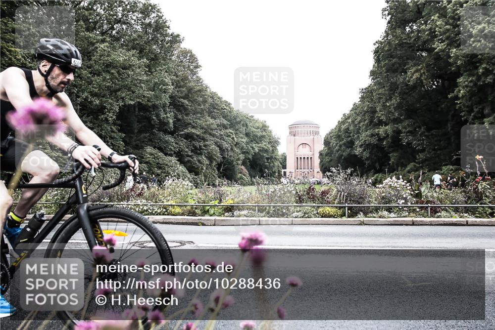 13.09.2026 - Stadtparktriathlon H.Heesch http://msf.ph/oto/10288436 13.09.2026 11:34:08 Radfahren 625, 639, 730, 792, 814, 1798 meine-sportfotos.de