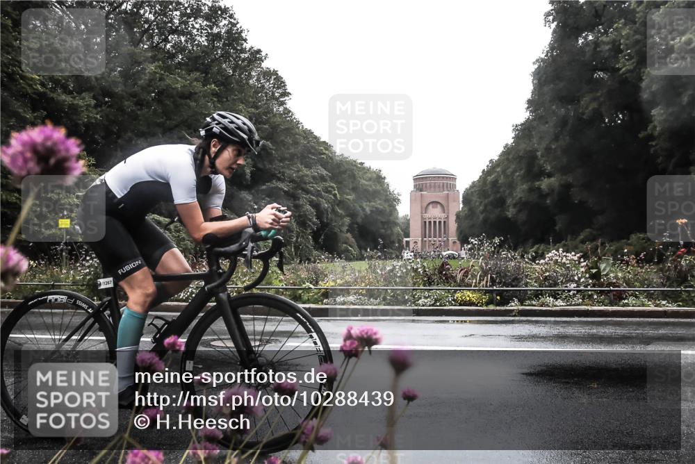 13.09.2026 - Stadtparktriathlon H.Heesch http://msf.ph/oto/10288439 13.09.2026 12:45:21 Radfahren 1267, 1280 meine-sportfotos.de