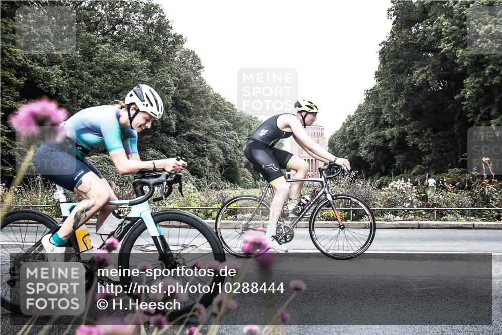 13.09.2026 - Stadtparktriathlon H.Heesch http://msf.ph/oto/10288444 13.09.2026 11:34:09 Radfahren 625, 639, 730, 792, 795, 814, 820, 1798 meine-sportfotos.de