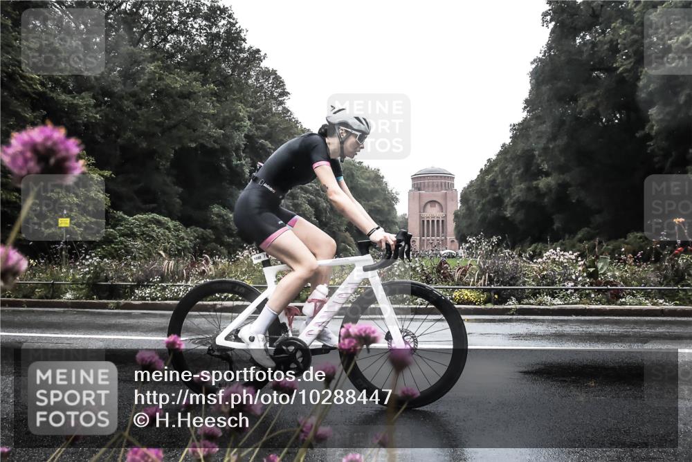 13.09.2026 - Stadtparktriathlon H.Heesch http://msf.ph/oto/10288447 13.09.2026 12:45:26 Radfahren 1088, 1120, 1225, 1226, 1280 meine-sportfotos.de
