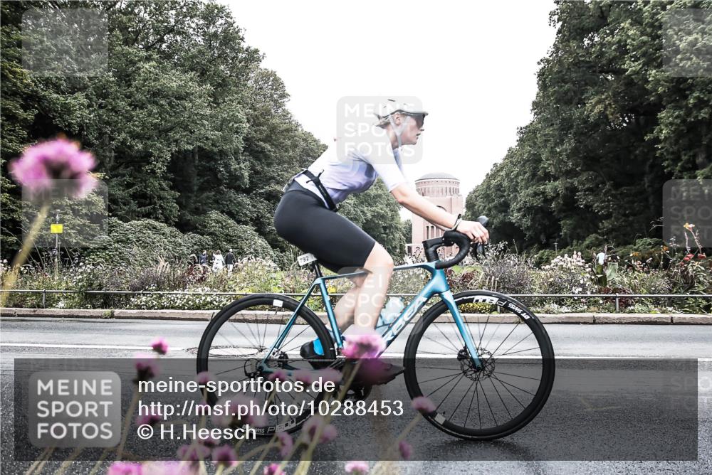13.09.2026 - Stadtparktriathlon H.Heesch http://msf.ph/oto/10288453 13.09.2026 11:34:10 Radfahren 625, 639, 730, 746, 792, 795, 814, 820, 1798 meine-sportfotos.de